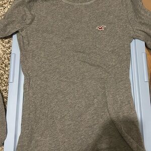 Hollister Gray Long Sleeve Tee